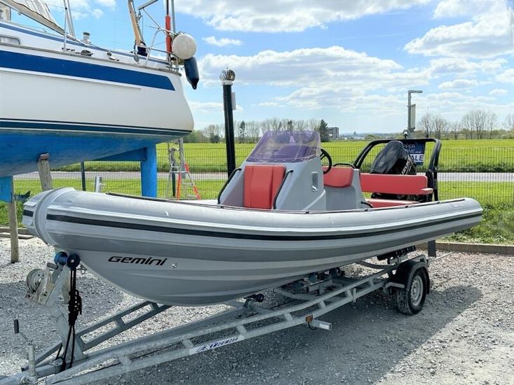 2016 Gemini Waverider 650