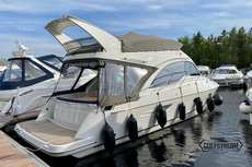 Galeon 390 Fly w/ Twin Volvo Penta D4, 2 x 260HP