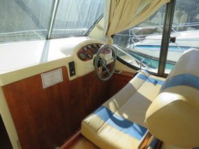 Nicols Estivale Duo ex hire cruiser - Helm