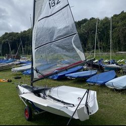 RS 100 sail no 182