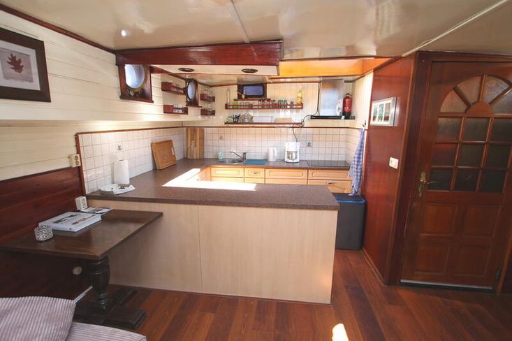 "Zuiderzeeklipper" with permanent mooring