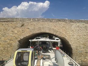 Going under the infamous Capestang Bridge