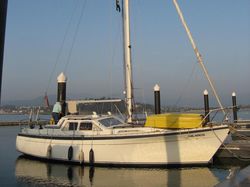Moody 36 Deck Saloon