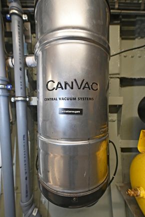 central vacuum cleaner