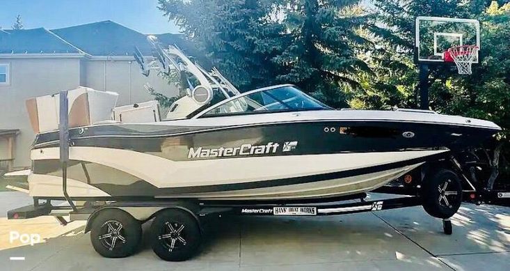 2021 Mastercraft xt22