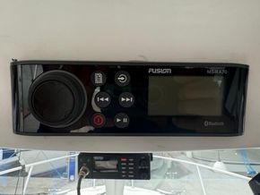 Beneteau Antares 7 Inboard diesel engine - low hours - Stereo