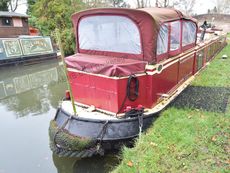 ARKHOLME THE SECOND &bull; 57ft 6in, Narrowbeam Dutch Barge, 2+2 berths.