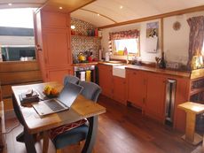 Orchard Marina & Boatbuilders 65