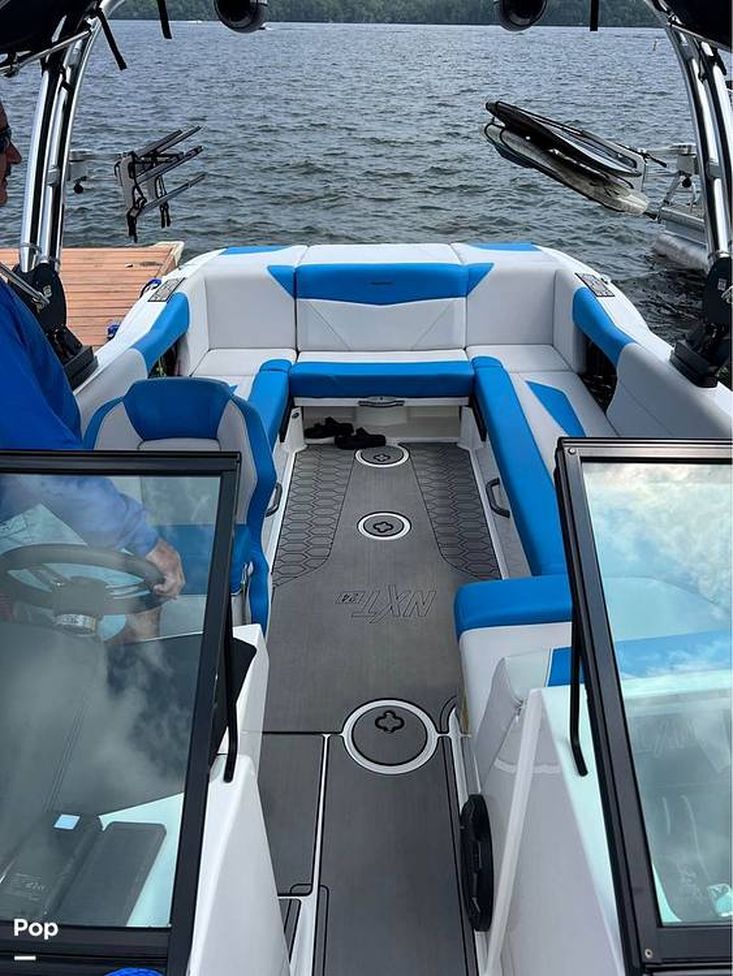 2021 Mastercraft nxt 24