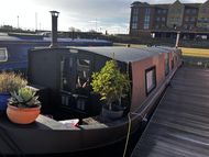 WIDEBEAM CANAL BOAT