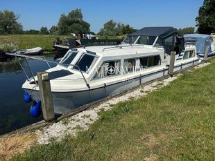 32ft Centre Cockpit Cruiser