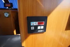 2005 Four Winns Horizon 240