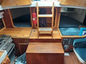 Curtis and Pape One Off Masthead Sloop  - Cabin