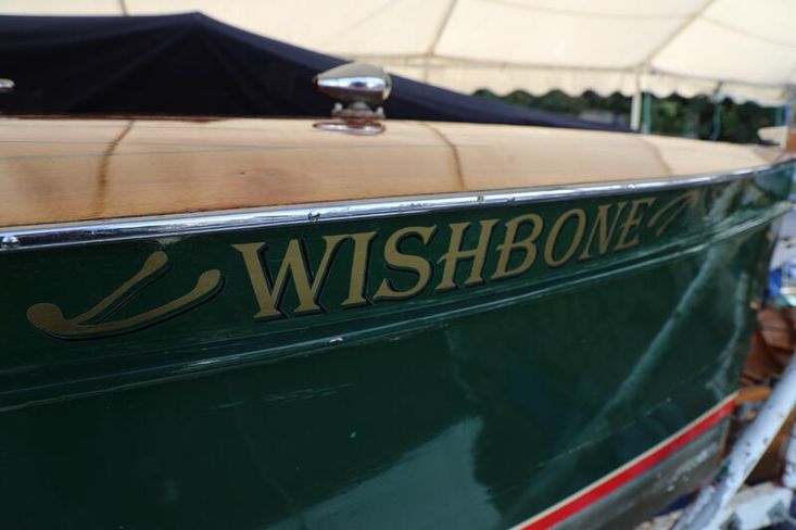 'Wishbone' 25ft Slipper Launch