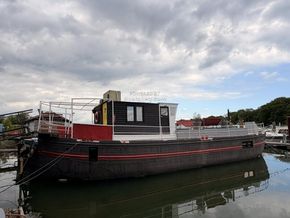 Houseboat Converted barge  - Main Photo
