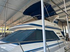 1986 Sea Ray 410 AFt Cabin