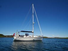 Westerly Ocean 33  with Comprehensive Sail Wardrobe and Inventory