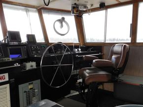 Commercial Fireboat  - Helm