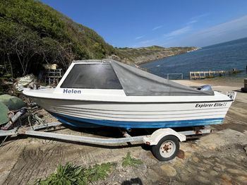 Explorer Elite Mk2 Fishing Boat