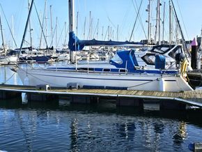 Bavaria 300 for sale with BJ Marine