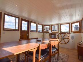 Dutch Barge 31m with London Mooring  - Interior