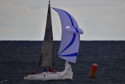beneteau 210 and twin axle trailer