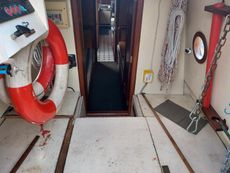 R W Davis traditional Stern