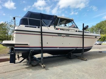 Nimbus 3000 30 foot motorboat