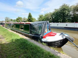 Rosewood - 57 foot traditional stern narrow boat