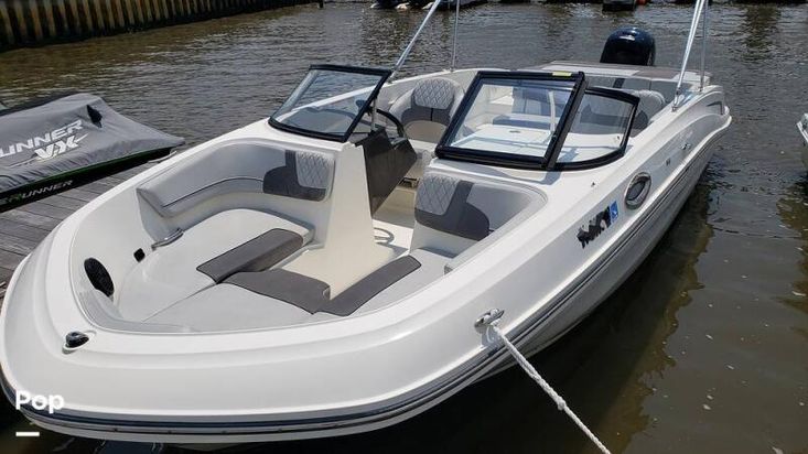 2023 Bayliner vr6