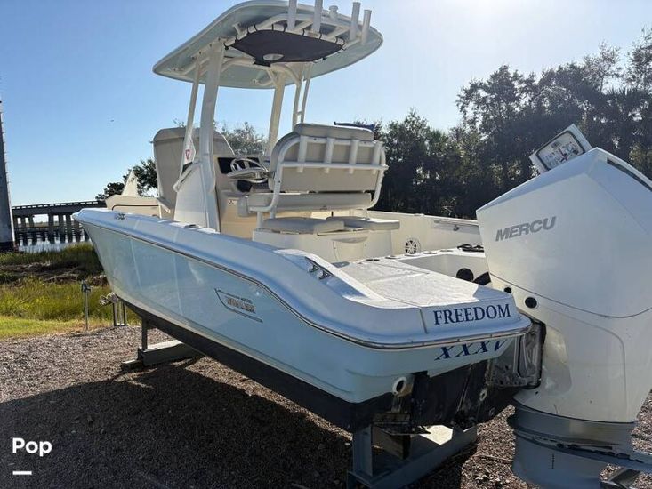 2022 Boston Whaler dauntless 220