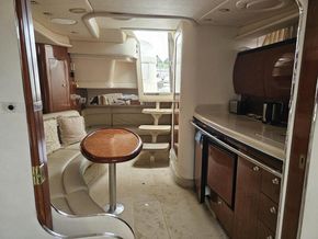 Sea Ray 395 Sundancer  - Looking Aft