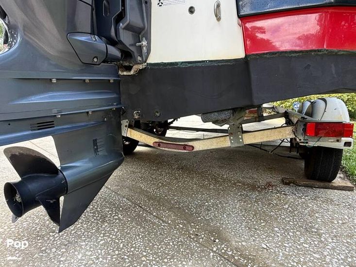 2016 NauticStar 223 DC Sport Deck