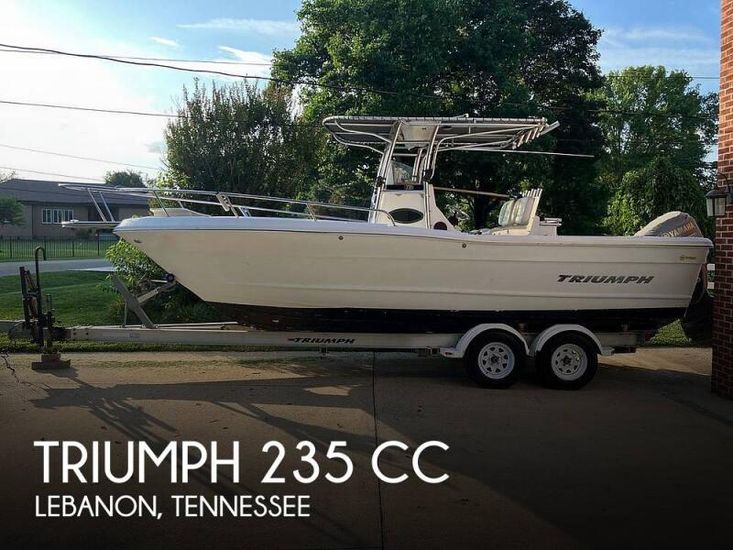 2008 Triumph 235 center console