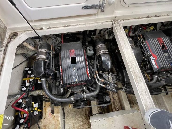 1995 Bayliner 3255 Avanti
