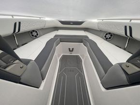 2025 Regal LS9 Ultimate 7