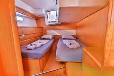 2011 Jeanneau 57
