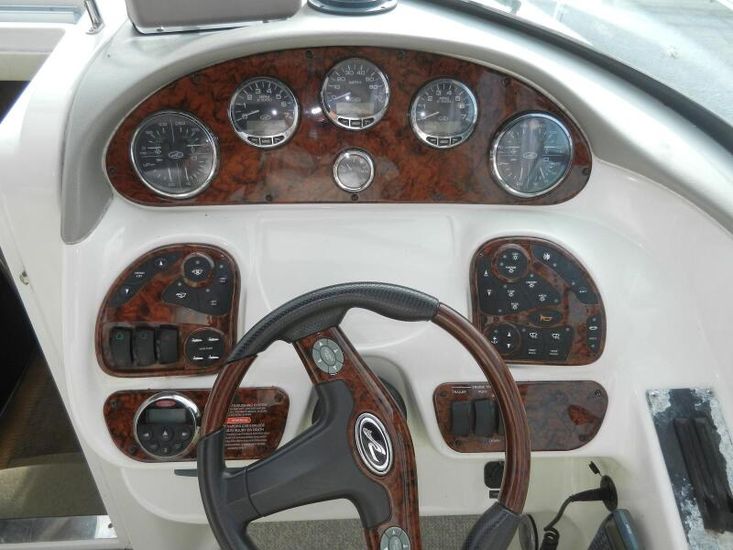 2006 Sea Ray 290 Sun Sport