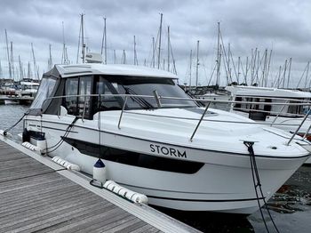 2018 Jeanneau 895 Merry Fisher