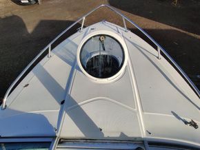 Regal 2250 Cuddy  - Foredeck