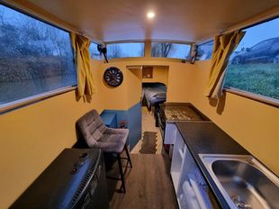 Bespoke Live-Aboard Cruiser Dutch Barge