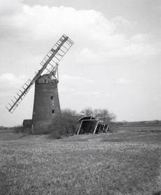 Land with mooring opportunity in Cambs