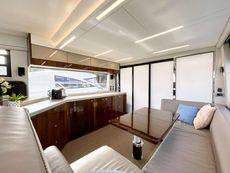 2018 Fairline Squadron 53