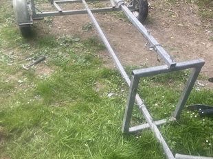 Double stack trailer