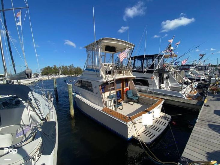 1990 Pacemaker 37 sportfish