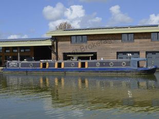 ROMA &bull; 70ft 0in, Traditional, 2+0 berths.