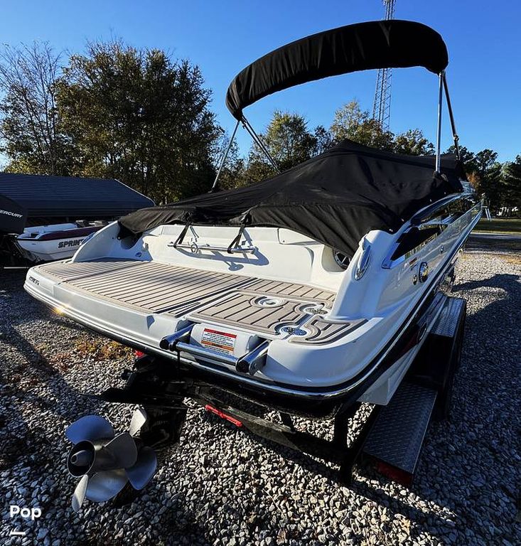 2023 Crownline 240 ss