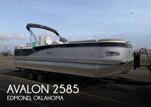 2019 Avalon Catalina 2585 VRB