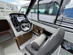 Jeanneau Merry Fisher 695 HB - Helm