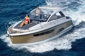 Sealine S335v